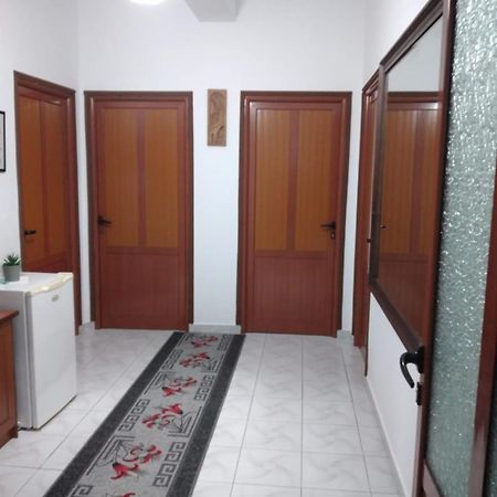 White Villa Берат Екстериор снимка