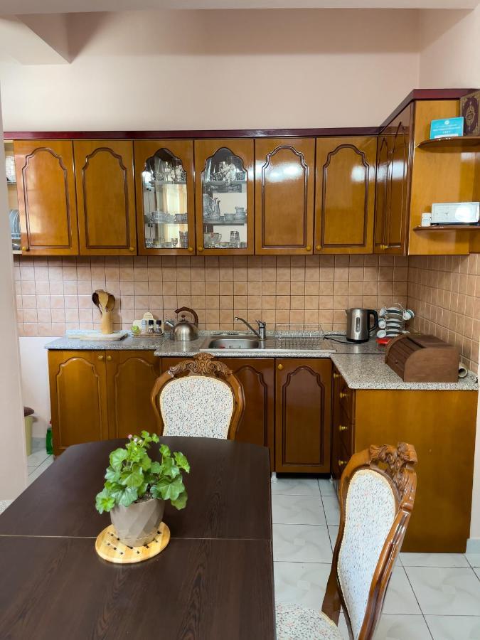 White Villa Берат Екстериор снимка